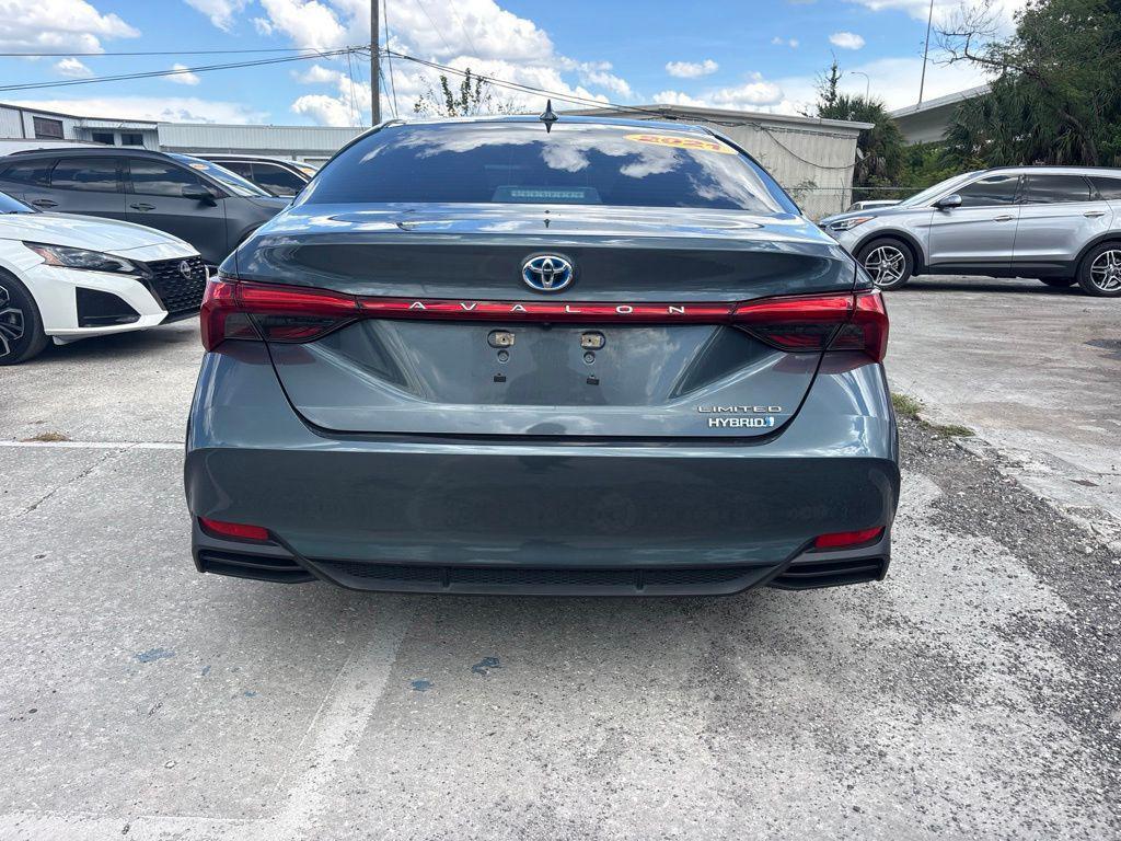 Toyota Avalon 2021
