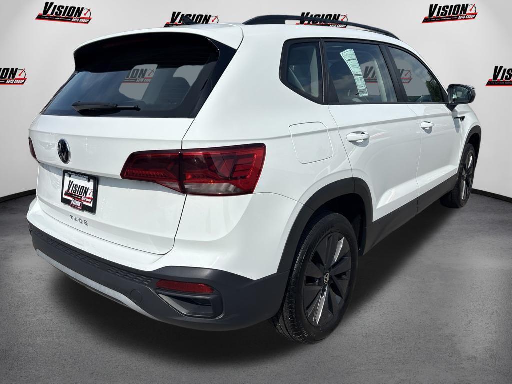 Volkswagen Taos 2024