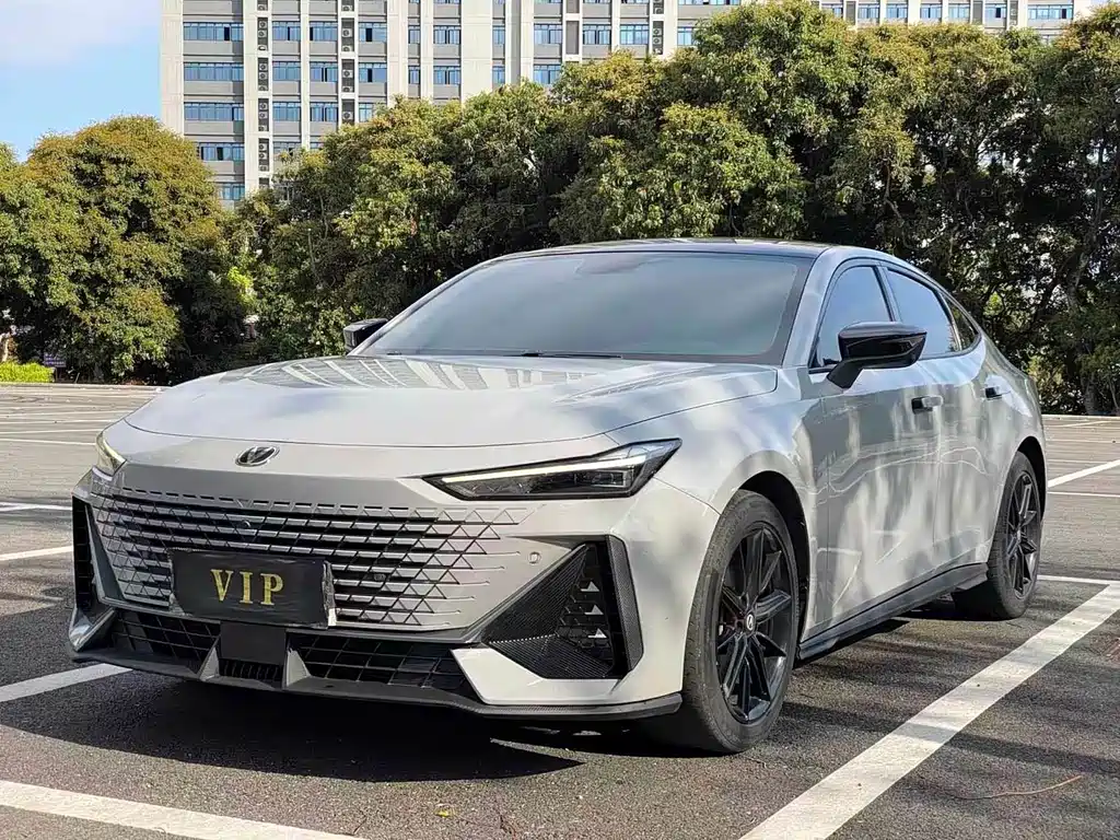 Changan UNI-V 2022