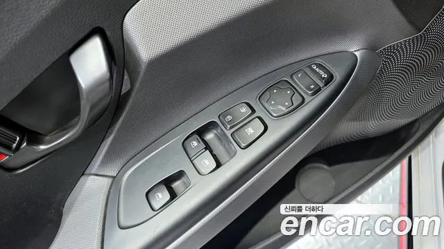Hyundai Veloster 2020