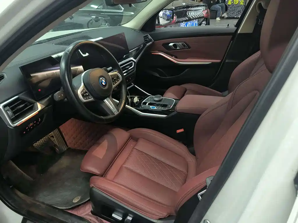 BMW i3 2023
