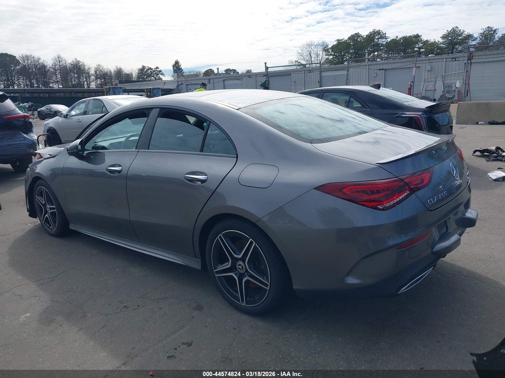 Mercedes-Benz CLA 2023