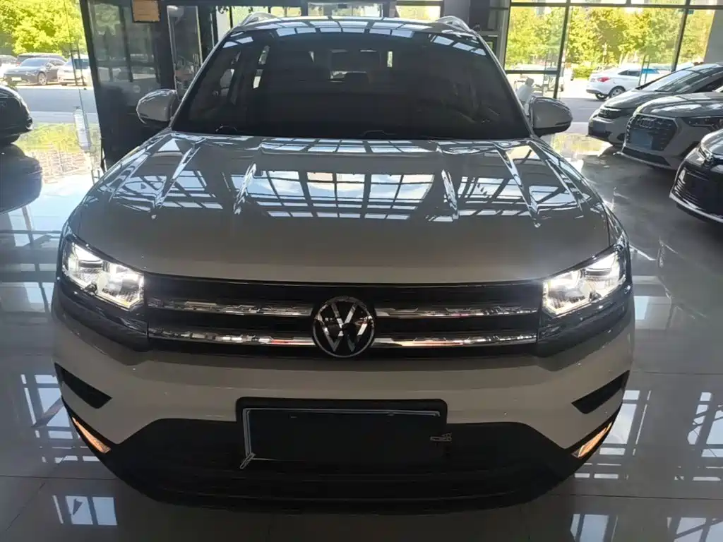 Volkswagen Tharu 2021