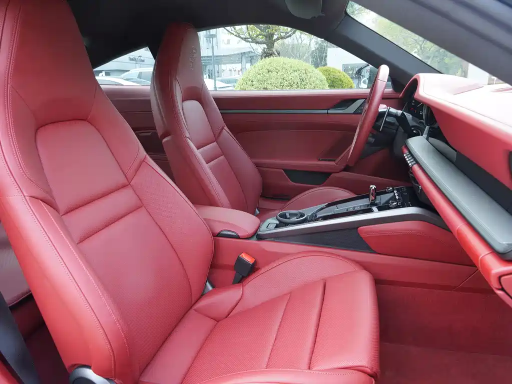 Porsche 911 2024