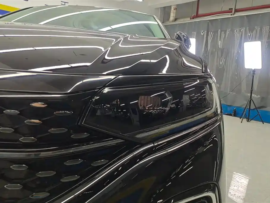 Volkswagen Passat 2022