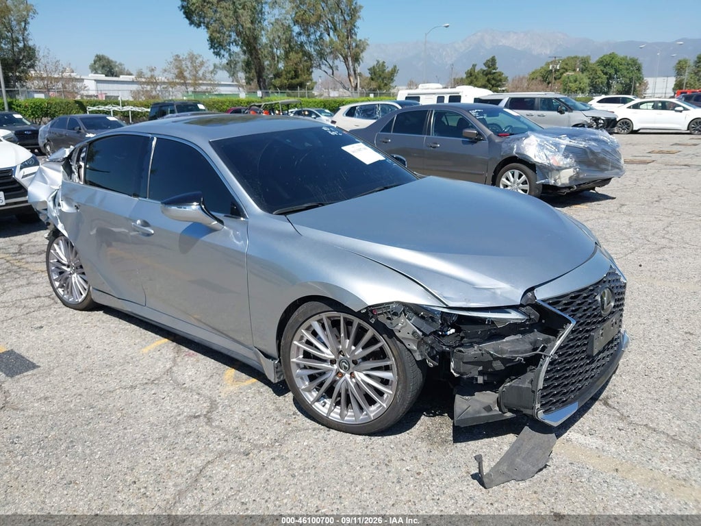 Lexus IS 300 2024