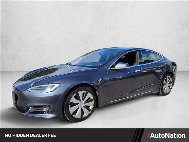 Tesla Model S 2021