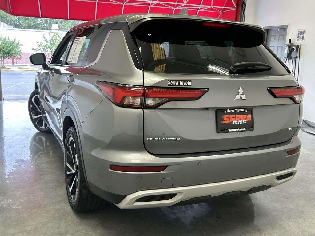 Mitsubishi Outlander 2023