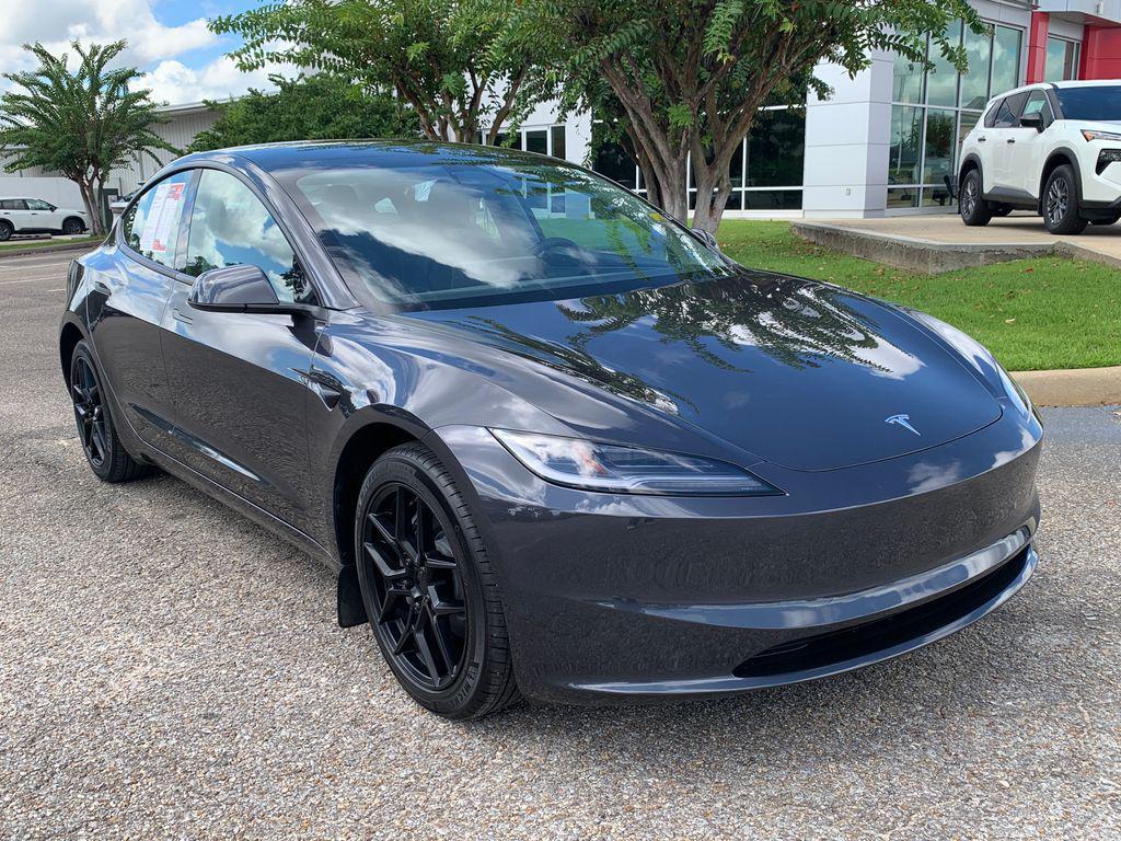 Tesla Model 3 2025