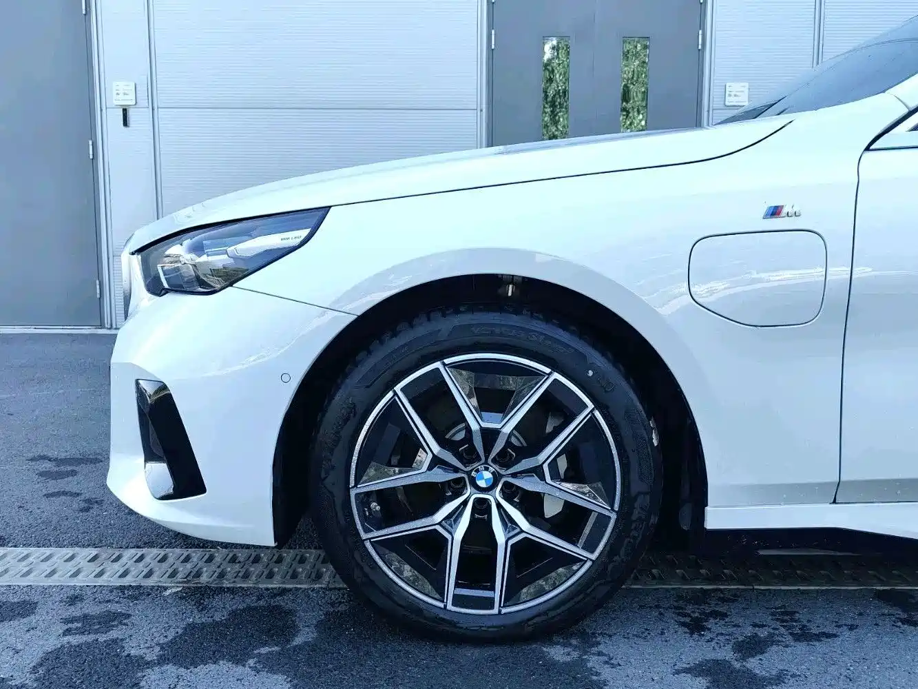 BMW i5 2026