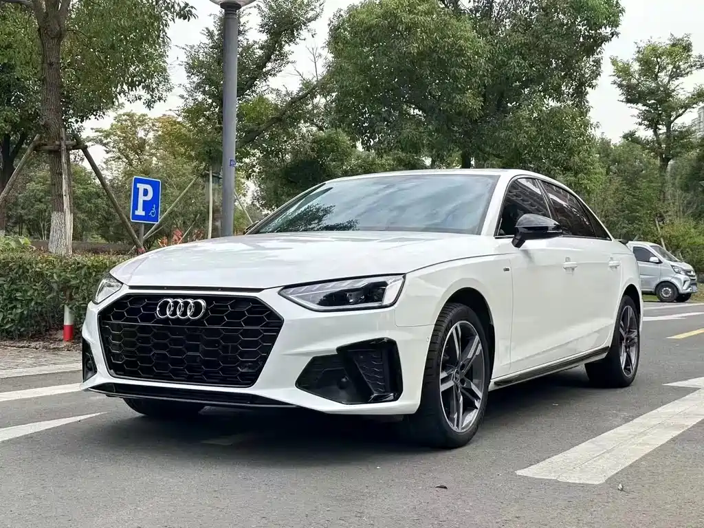 Audi A4 2022