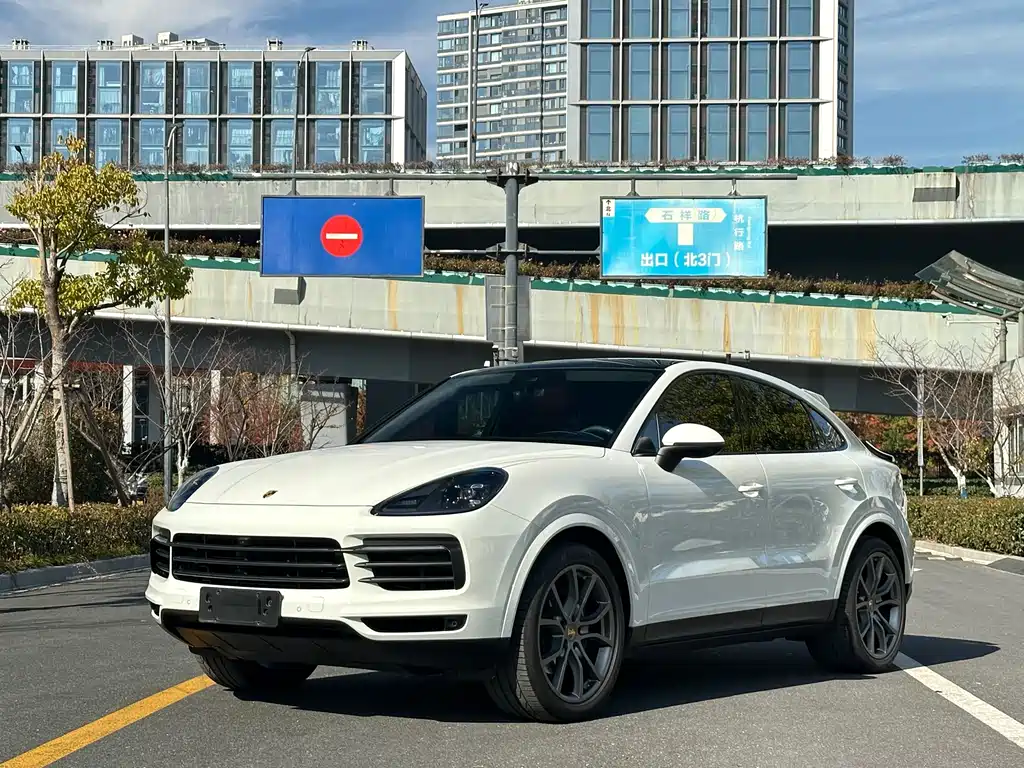 Porsche Cayenne 2023