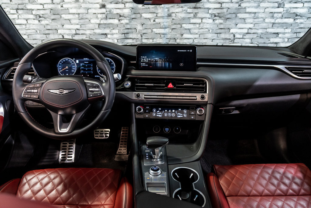 Genesis G70 2024
