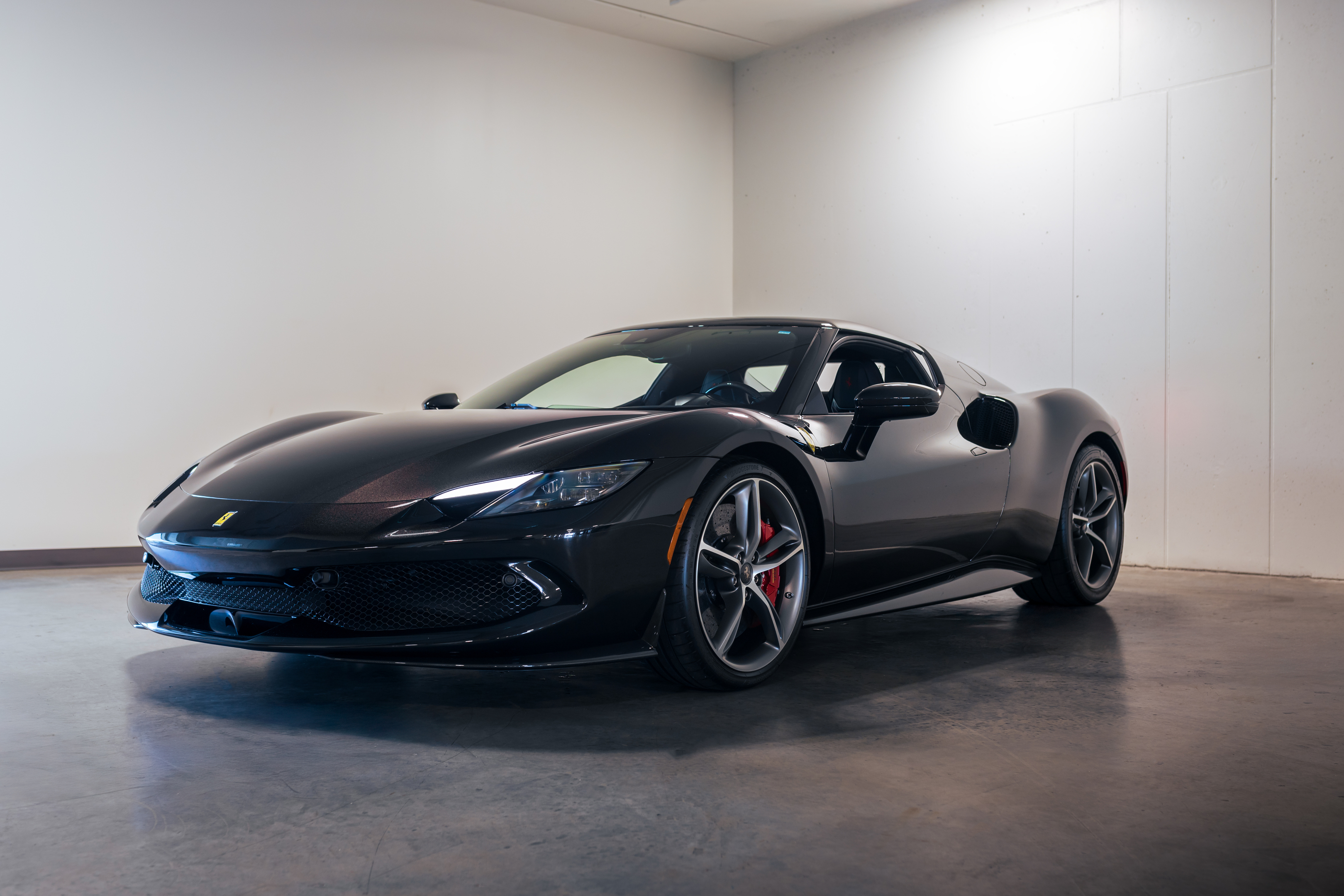 Ferrari 296 GTB 2023