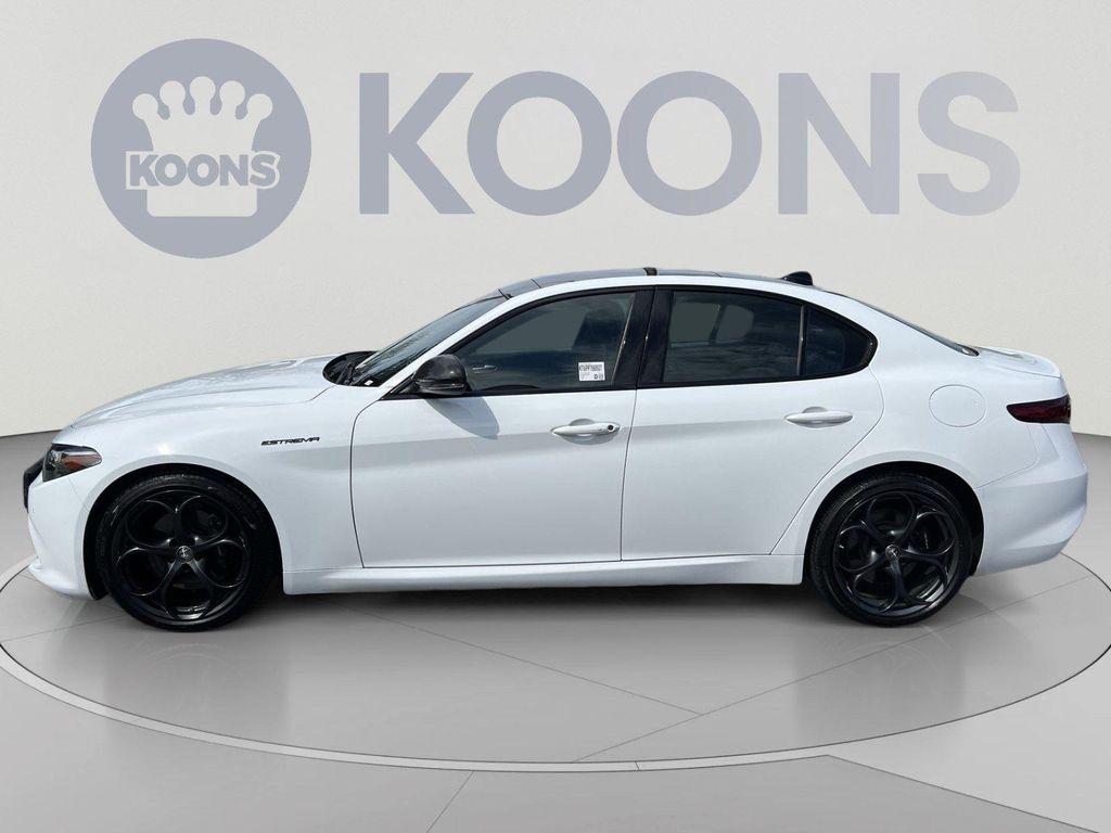 Alfa Romeo Giulia 2023