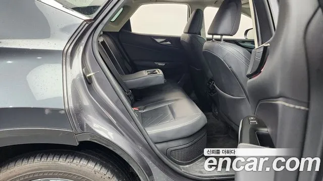 Lexus NX 2024