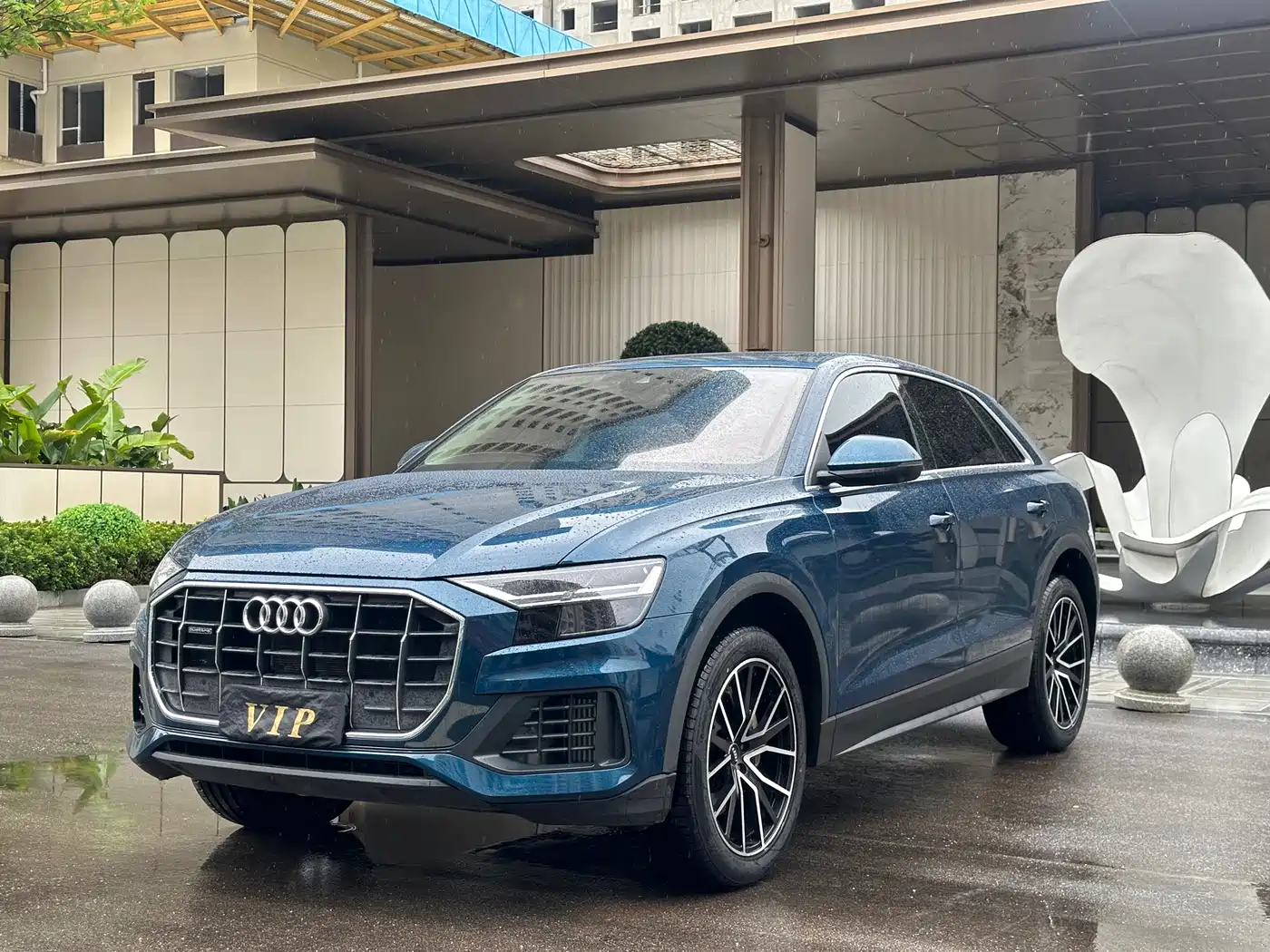 Audi Q8 2023