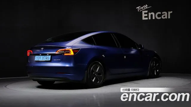 Tesla Model 3 2021