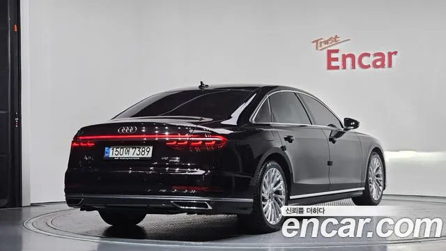 Audi A8 2021