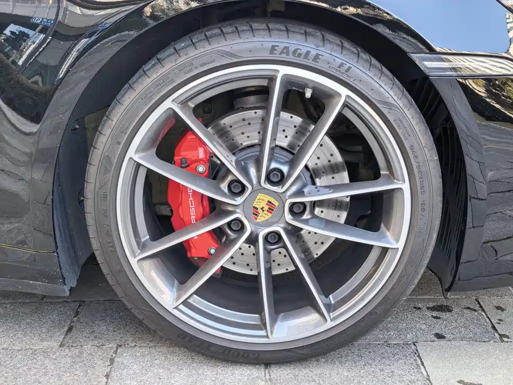 Porsche 911 2021