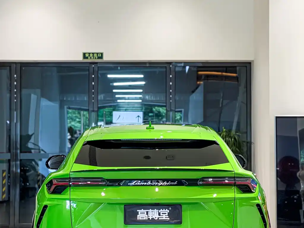 Lamborghini Urus 2023
