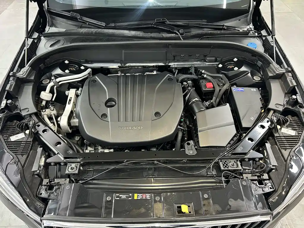 Volvo XC60 2022