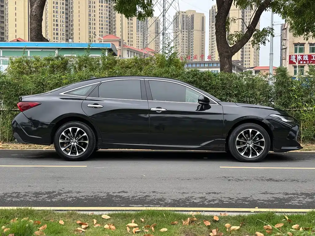 Toyota Avalon 2023