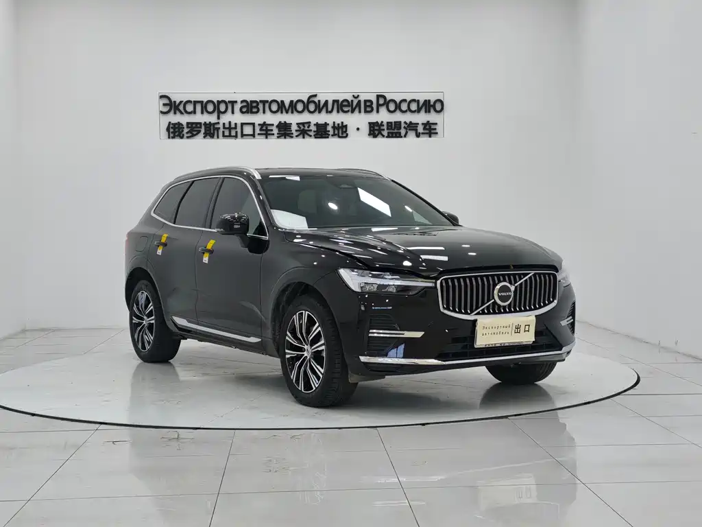 Volvo XC60 2022