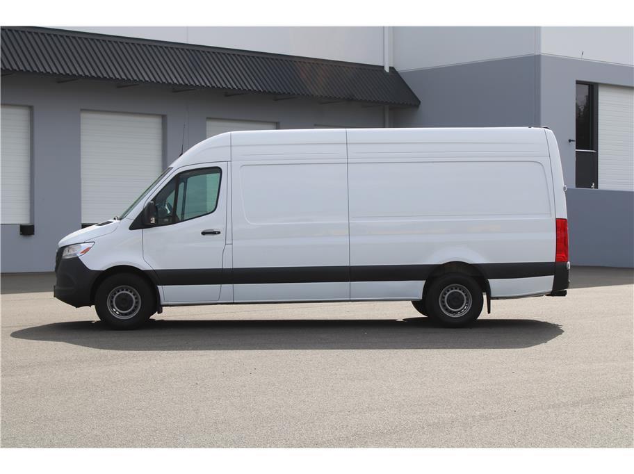 Mercedes-Benz S-Класс 2024