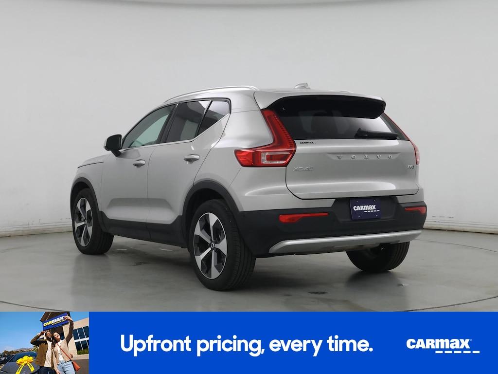 Volvo XC40 2025