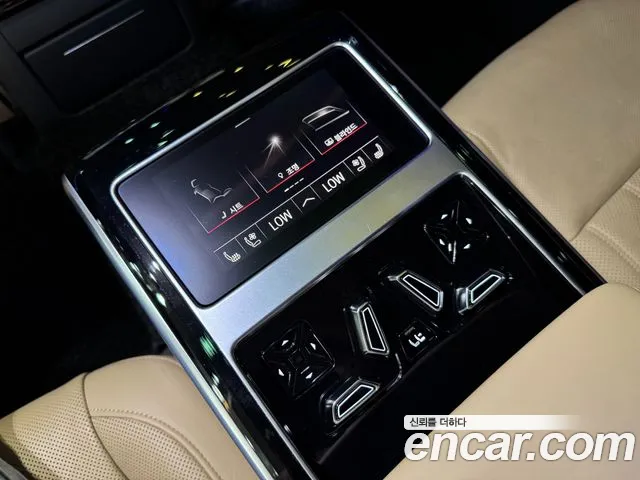 Audi A8 2021