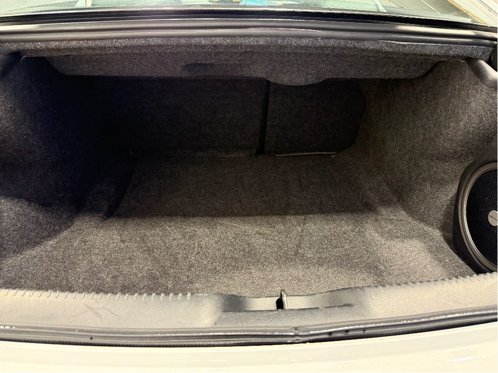 Chrysler 300 2023