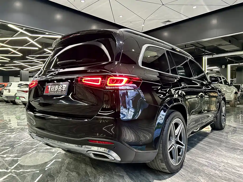 Mercedes-Benz GLS 2023