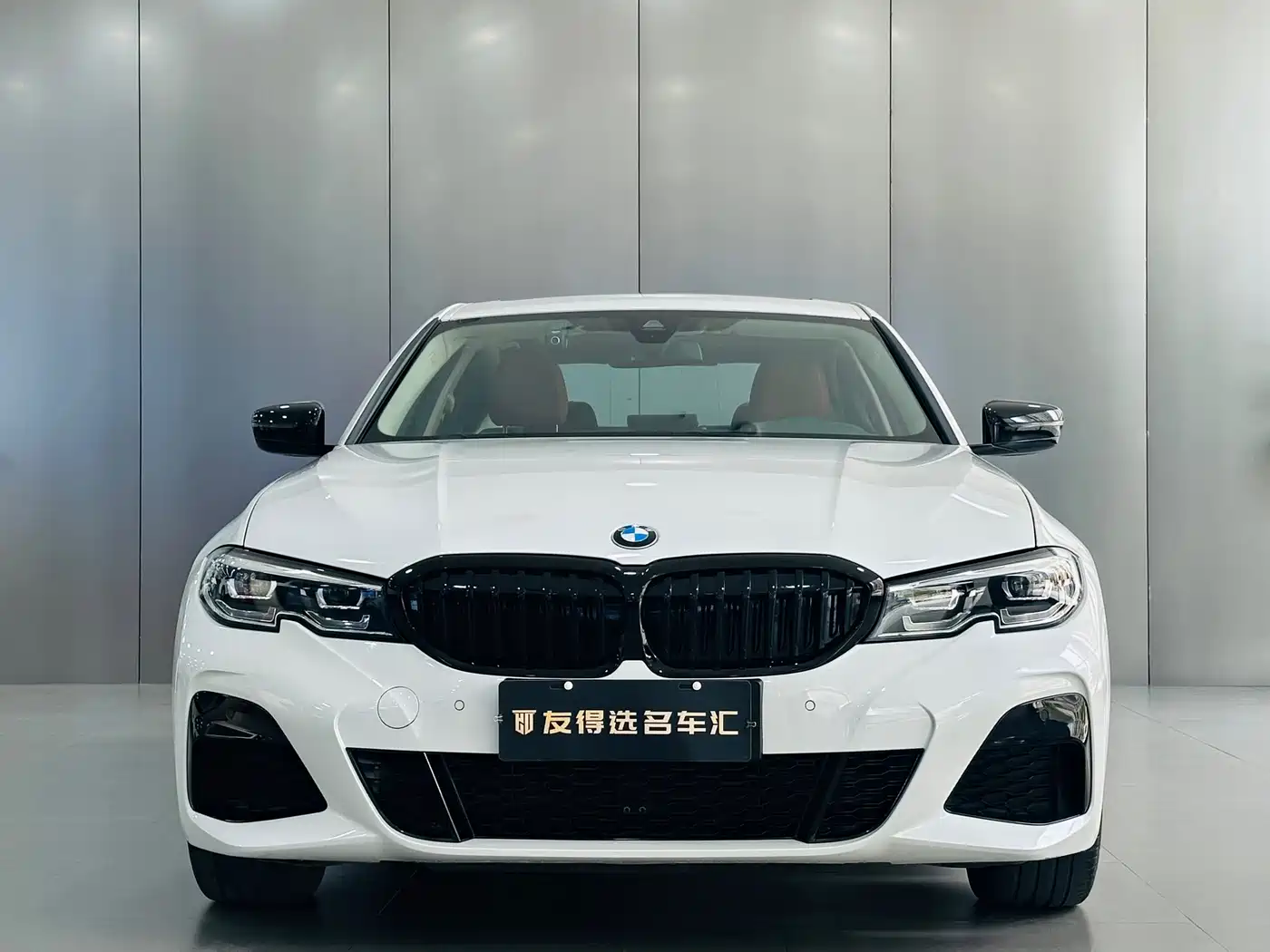 BMW 3 серии 2022