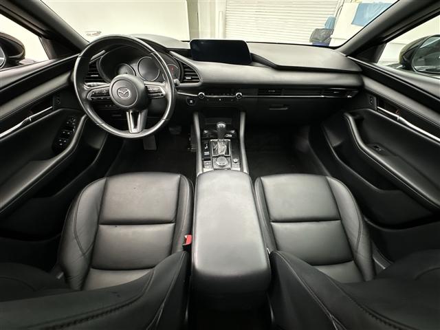Mazda 3 2024