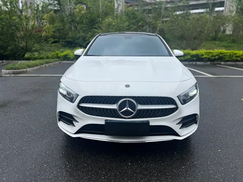 Mercedes-Benz A-Класс 2021