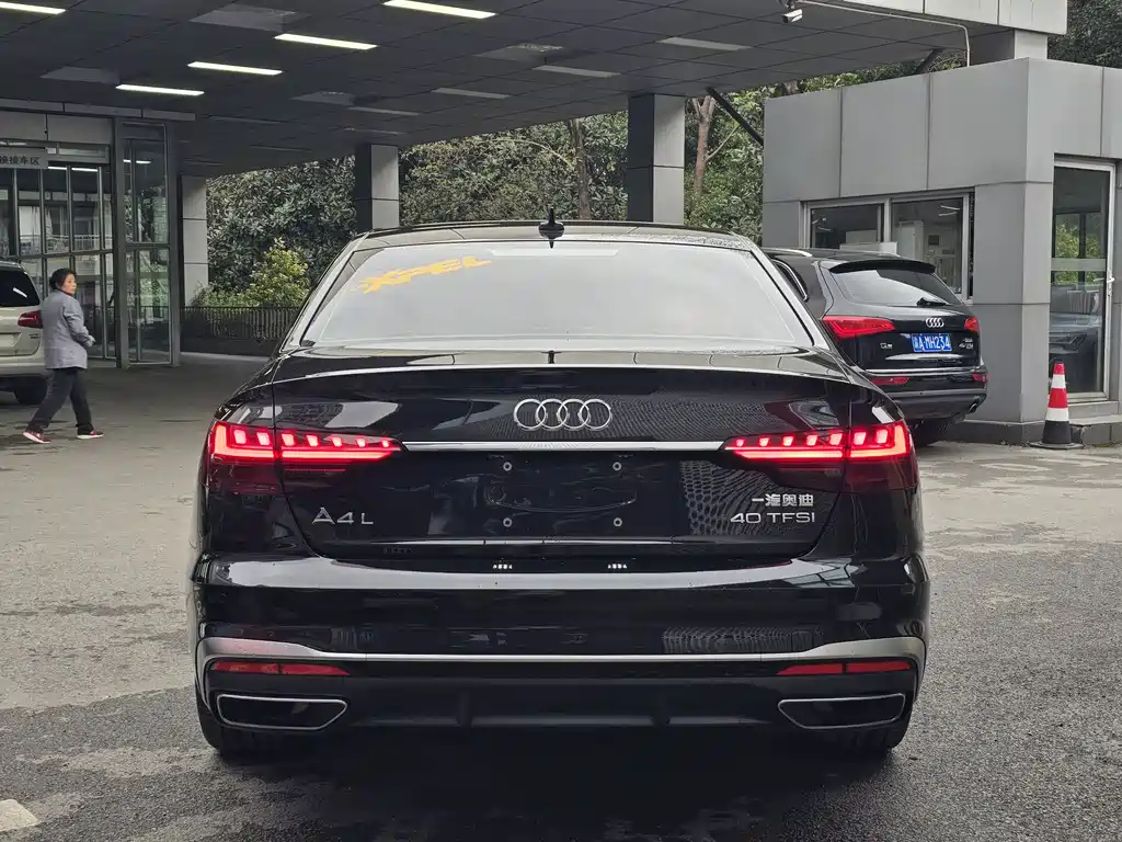 Audi A4 2024