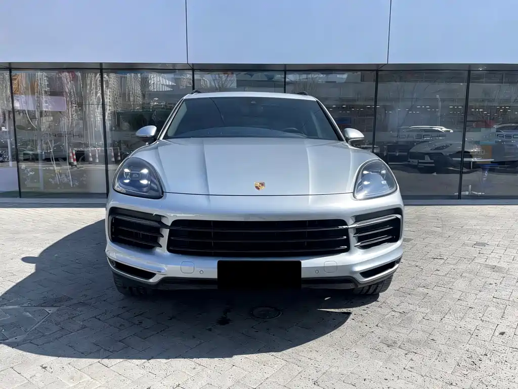 Porsche Cayenne 2023