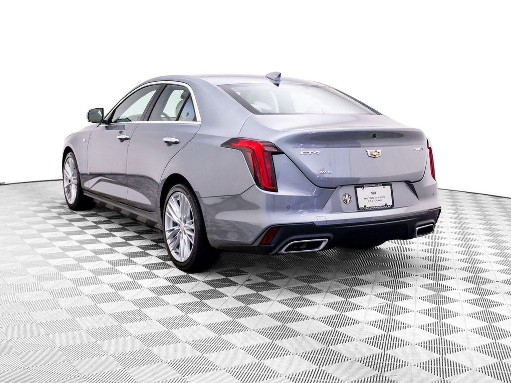 Cadillac CT4 2022