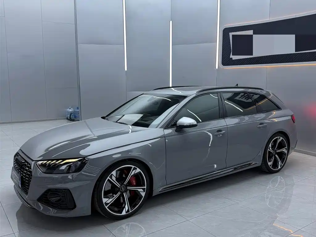 Audi RS 4 2024