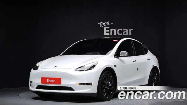 Tesla Model Y 2022