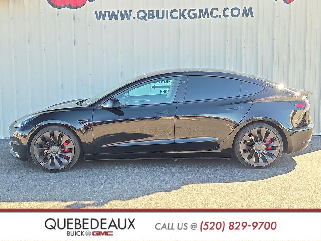 Tesla Model 3 2022