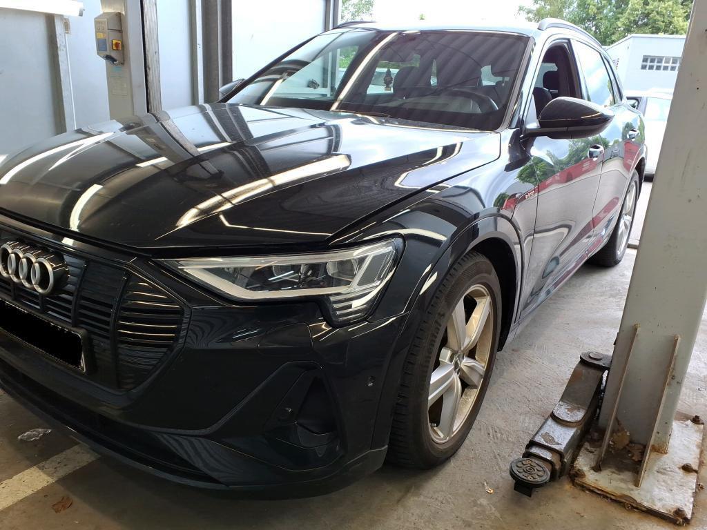 Audi e-tron 2021