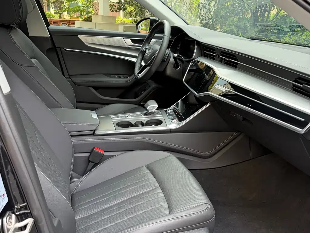 Audi A6 2024