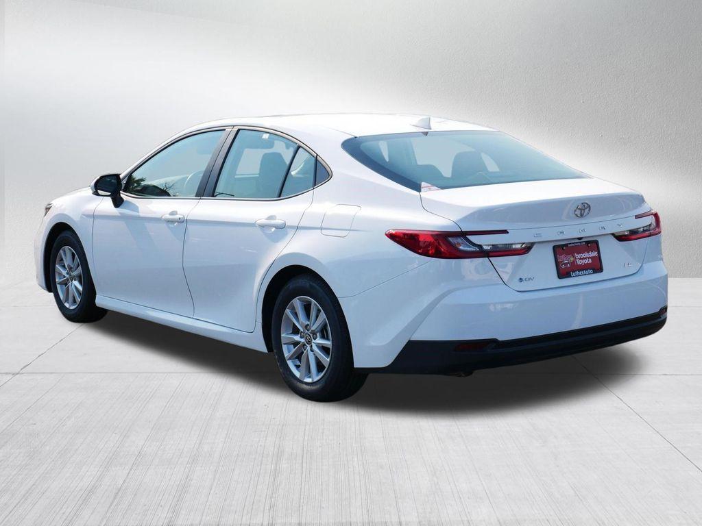 Toyota Camry 2025