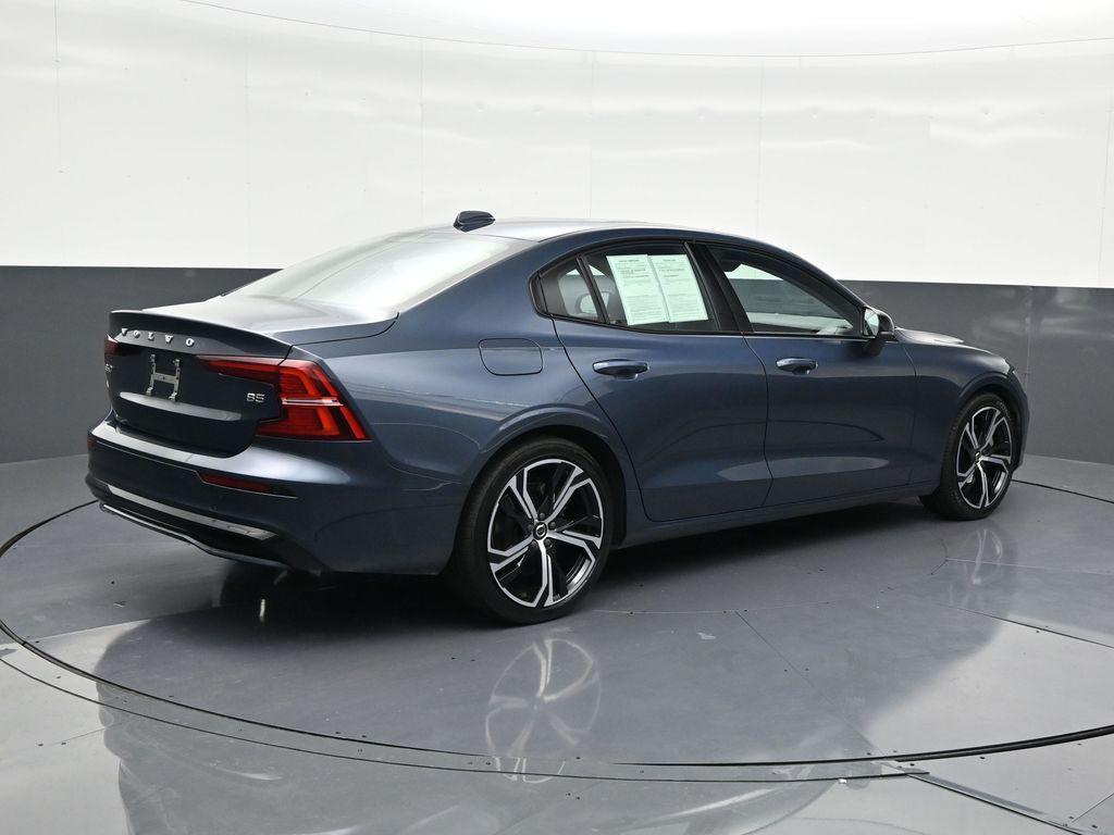 Volvo S60 2023