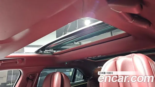 Bentley Flying Spur 2022