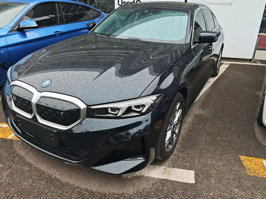 BMW i3 2024