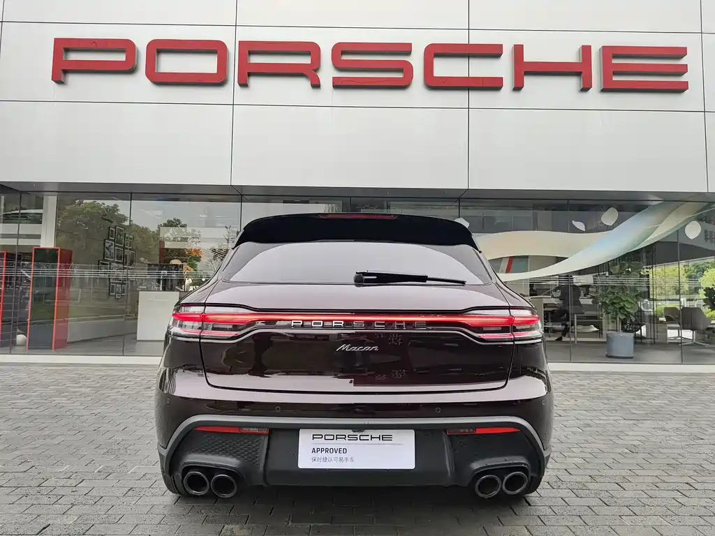 Porsche Macan 2024
