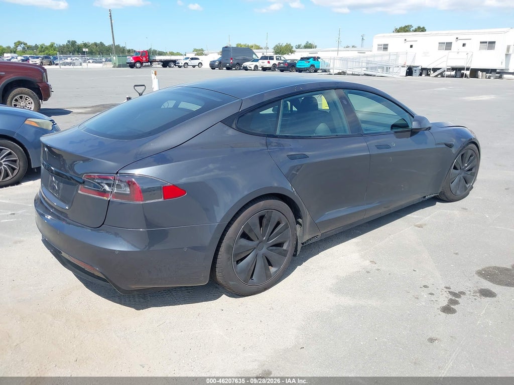 Tesla Model S 2021